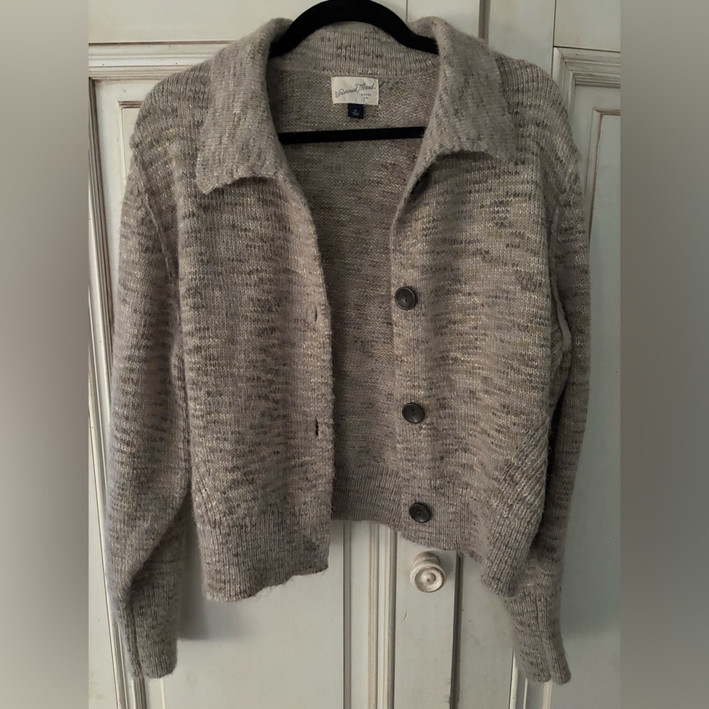 cropped ,soft, button up sweater, never worn size XL